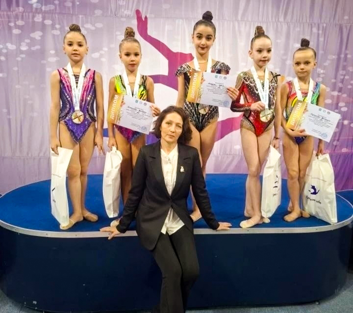 Победа вяземских гимнасток в Раменском!